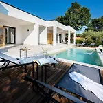 Goldimare Garden * אומאג