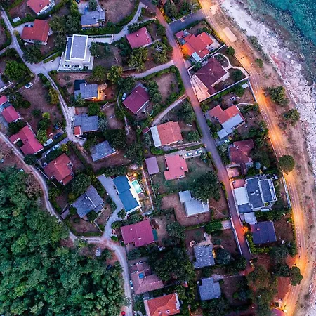 Goldimare Garden Apartment *